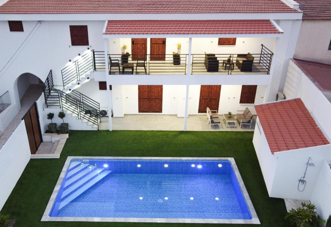Apartmanhotel Kamaroporta Luxury